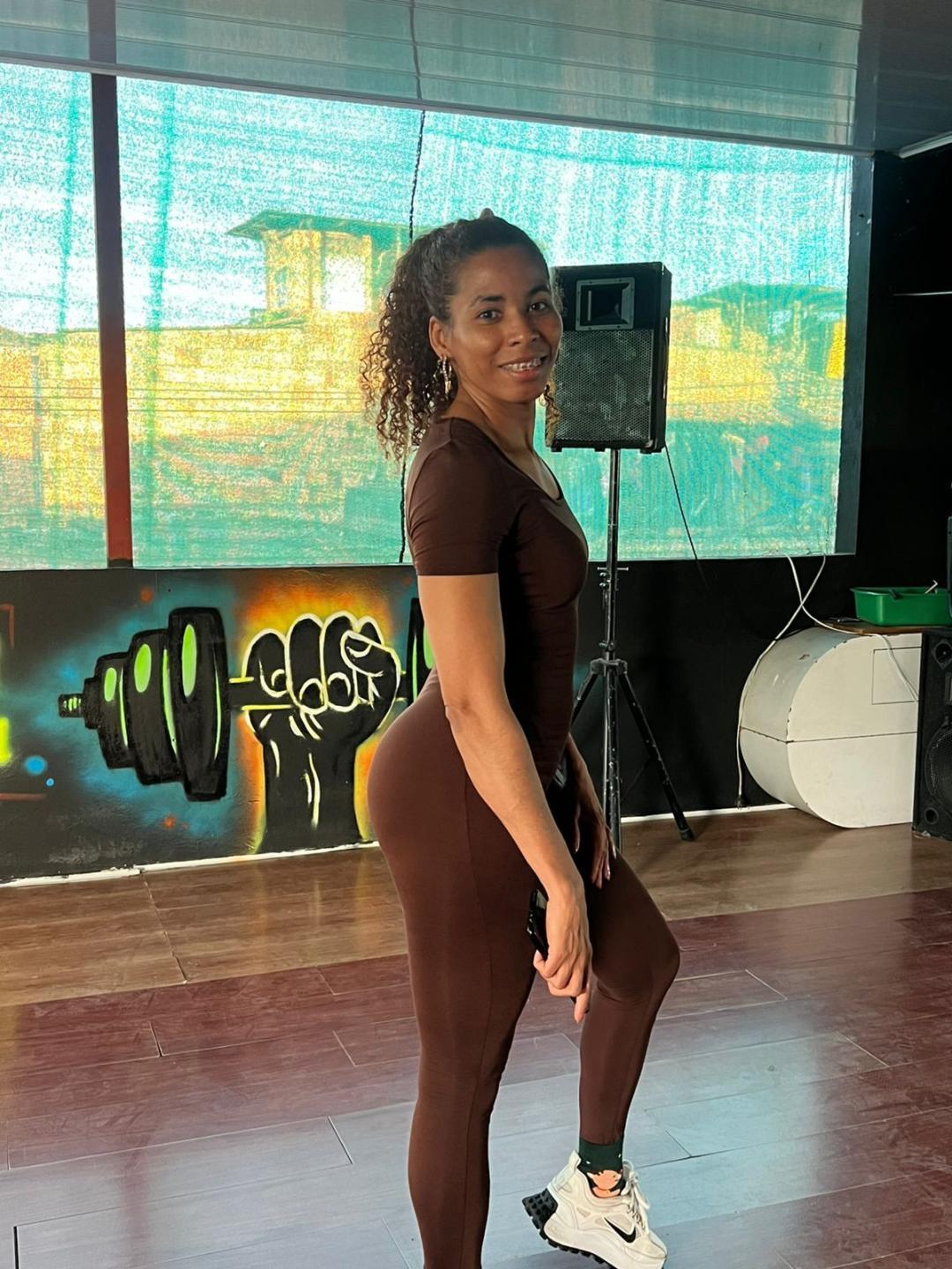 Image of cam model RebecaDuval from XloveCam