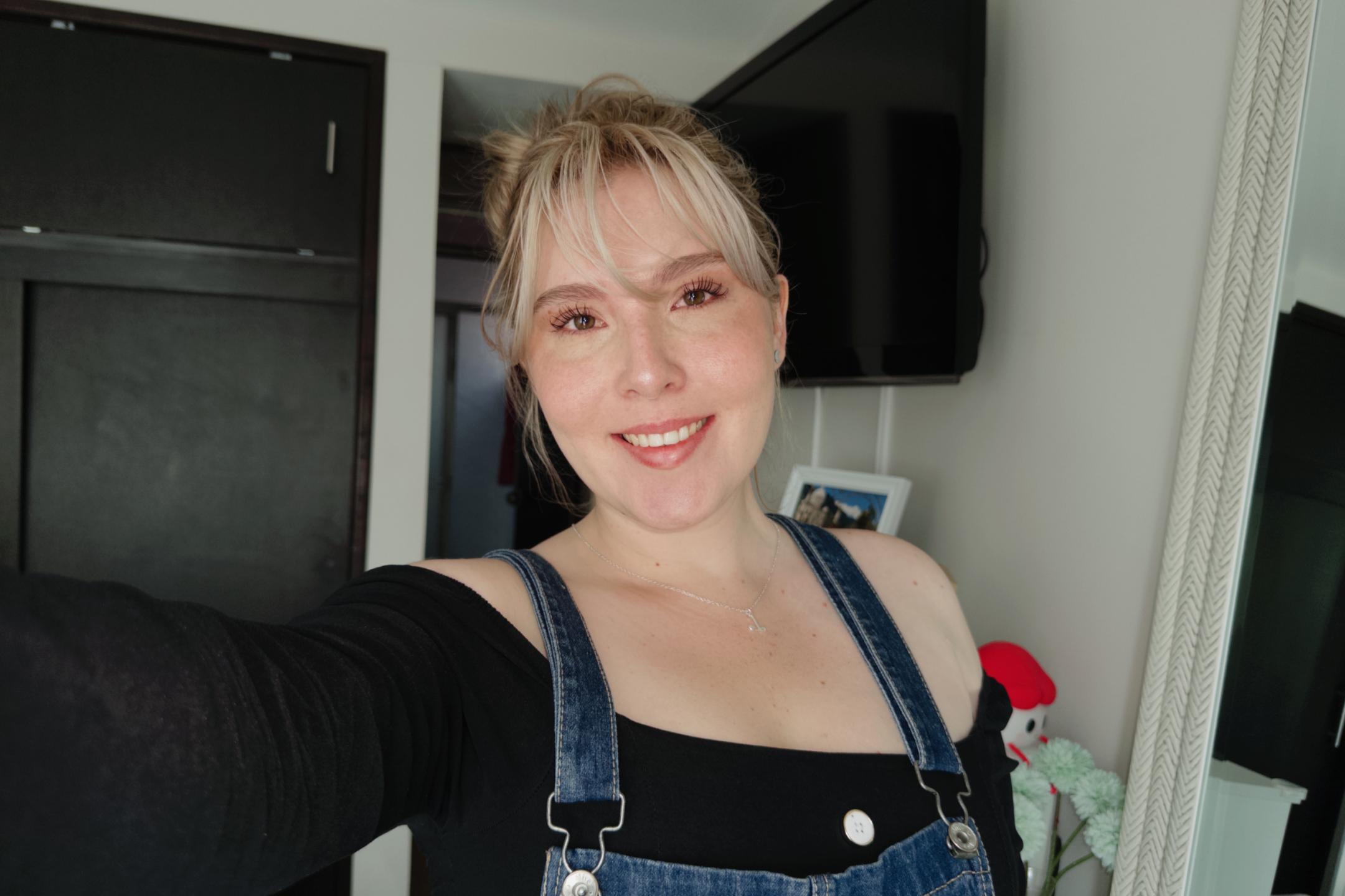 Image of cam model LindaDiamond from XloveCam