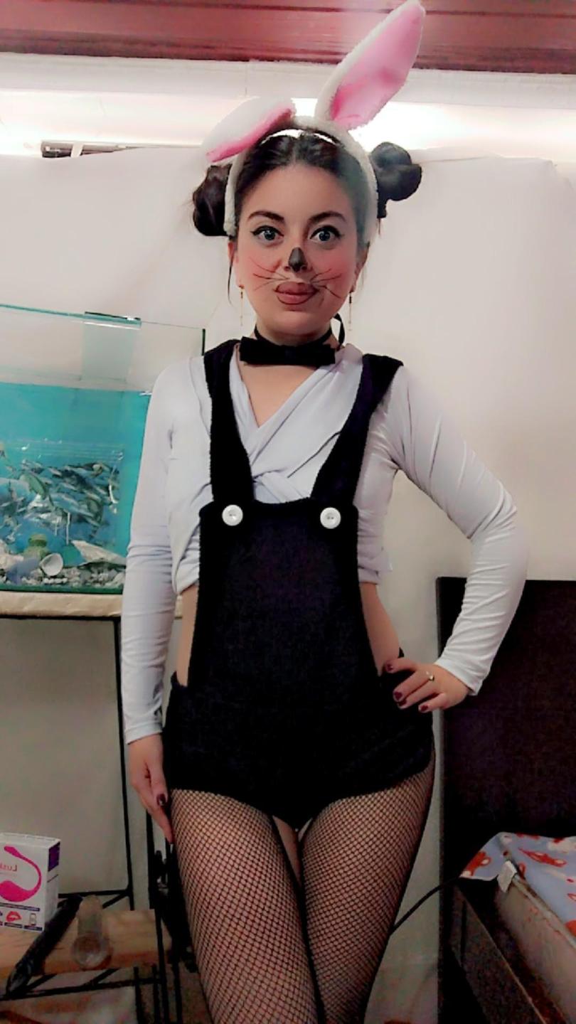 Image of cam model Dannazv from XloveCam