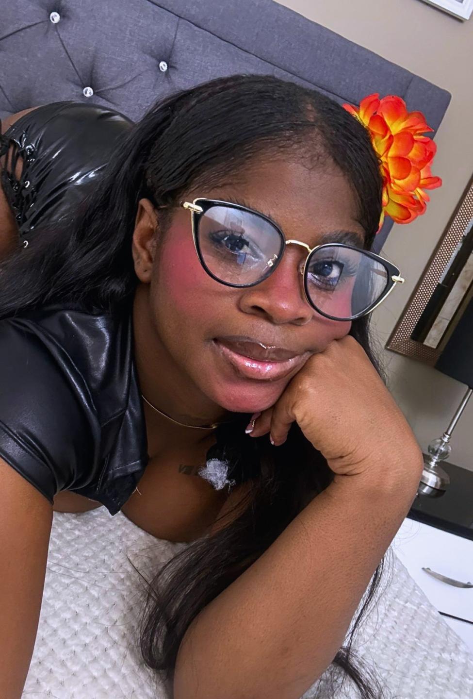 Image of cam model TamaraLubezki from XloveCam