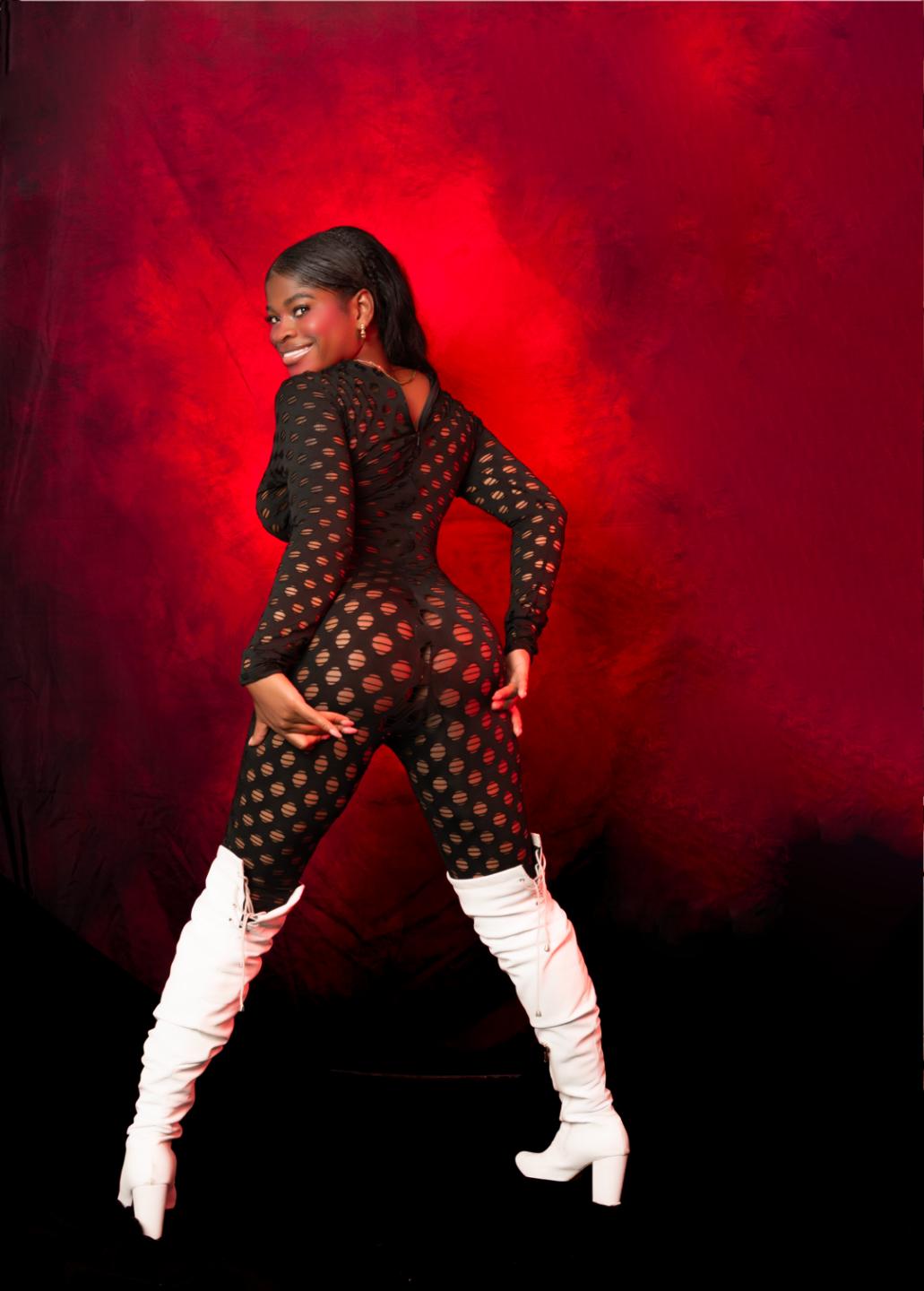 Image of cam model TamaraLubezki from XloveCam