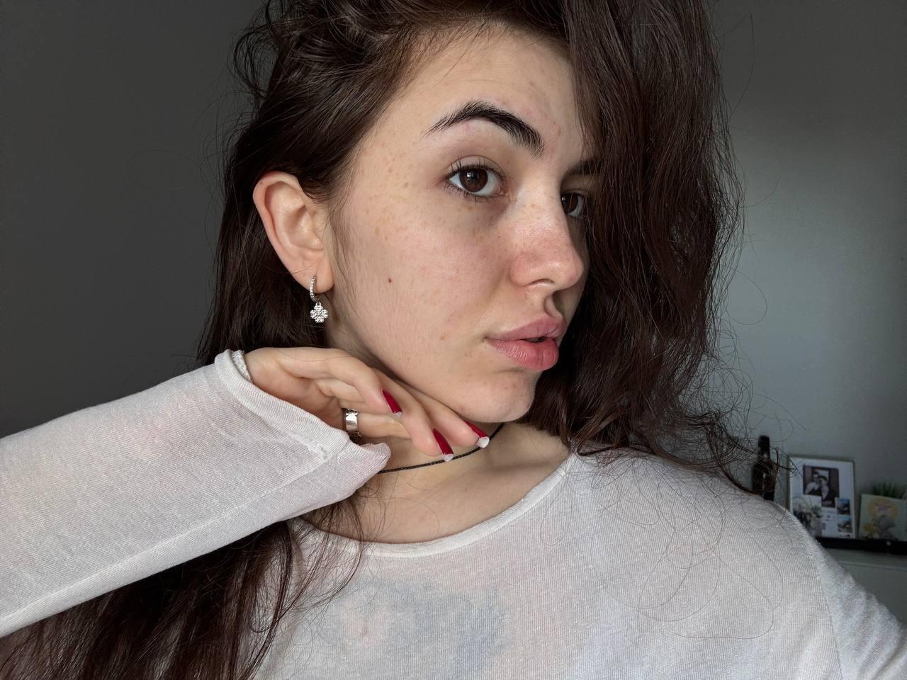 Image of cam model ClarindaWiatr from XloveCam