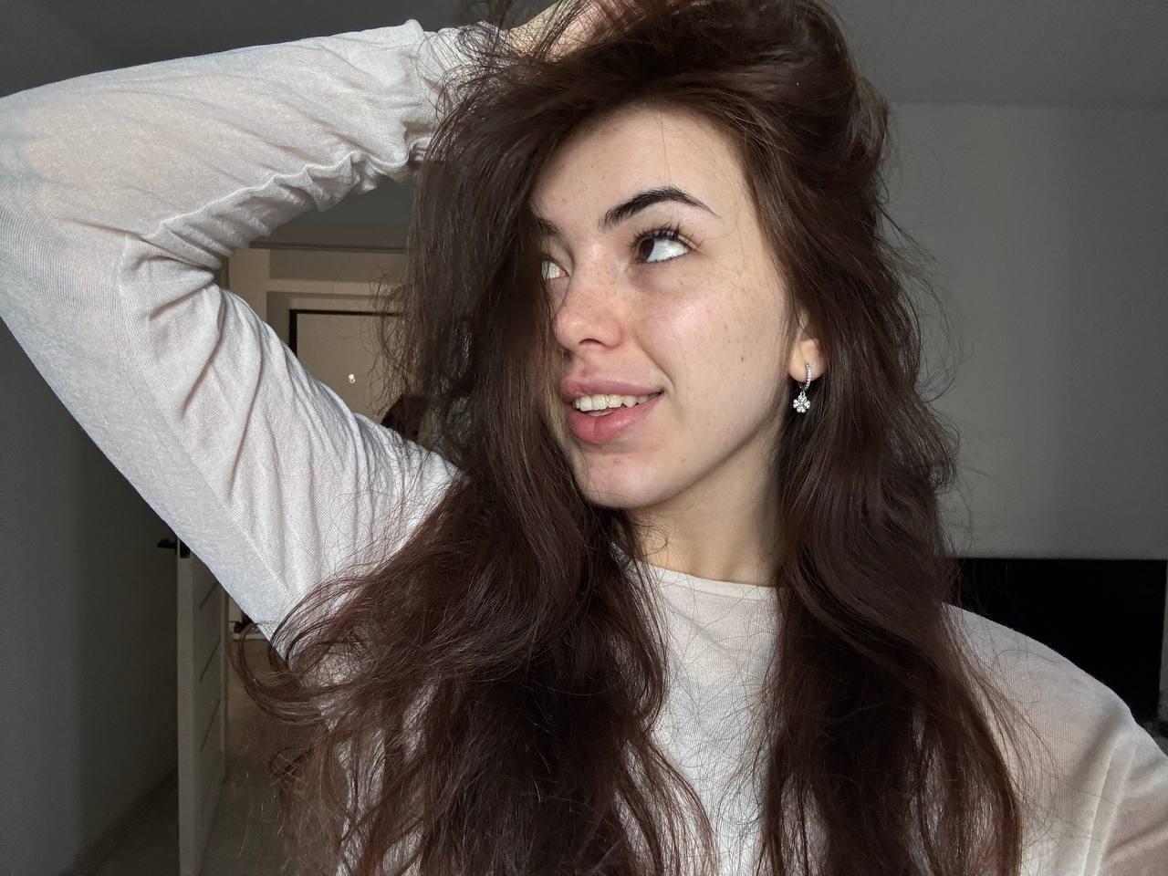 Image of cam model ClarindaWiatr from XloveCam