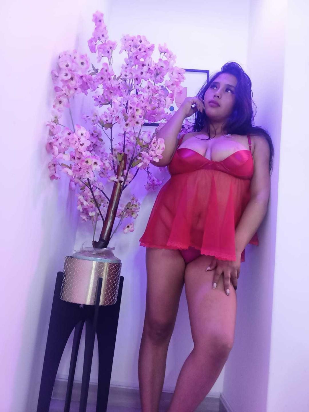 Image of cam model GemmaBellini from XloveCam