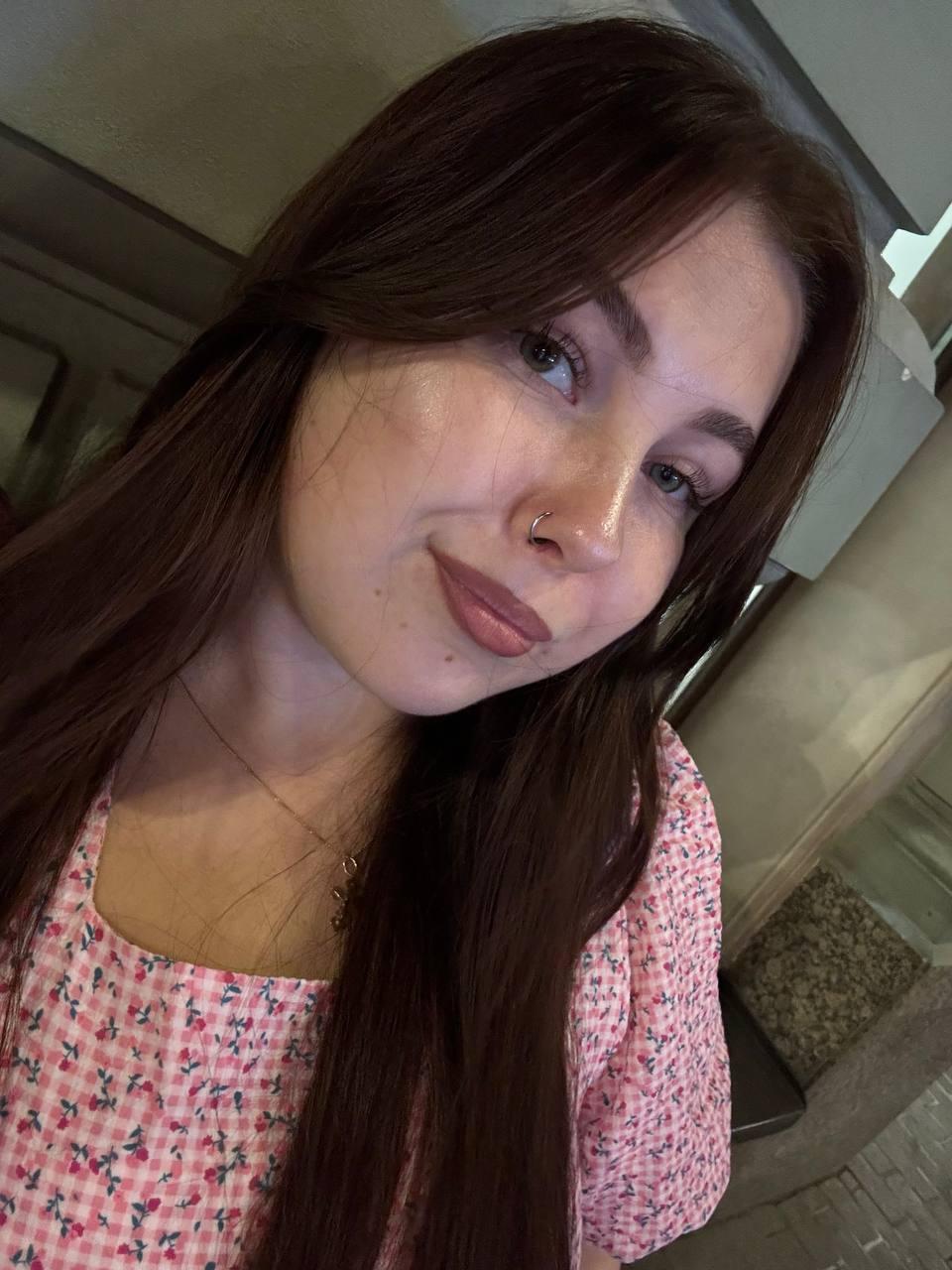 Image of cam model EffyRain from XloveCam