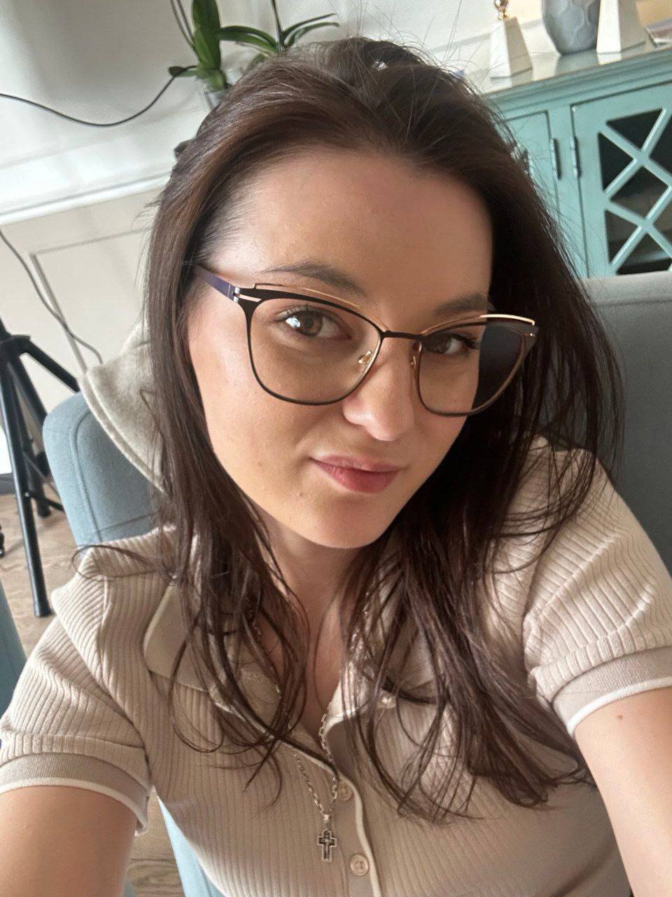 Image of cam model Yasinia from XloveCam