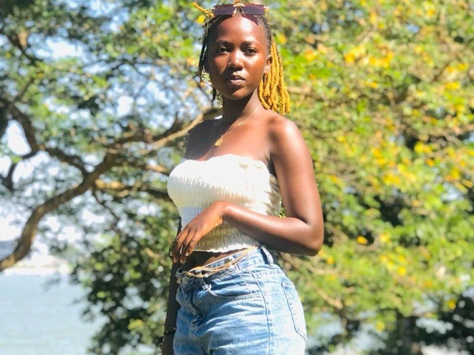 Image of cam model SexyBlack-hot from XloveCam