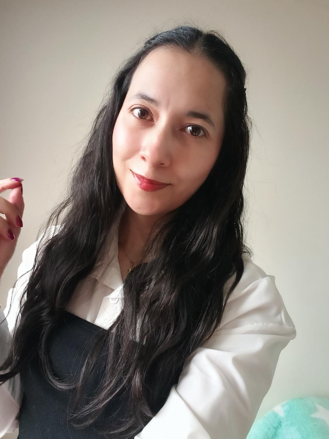 Image of cam model AnneStone from XloveCam