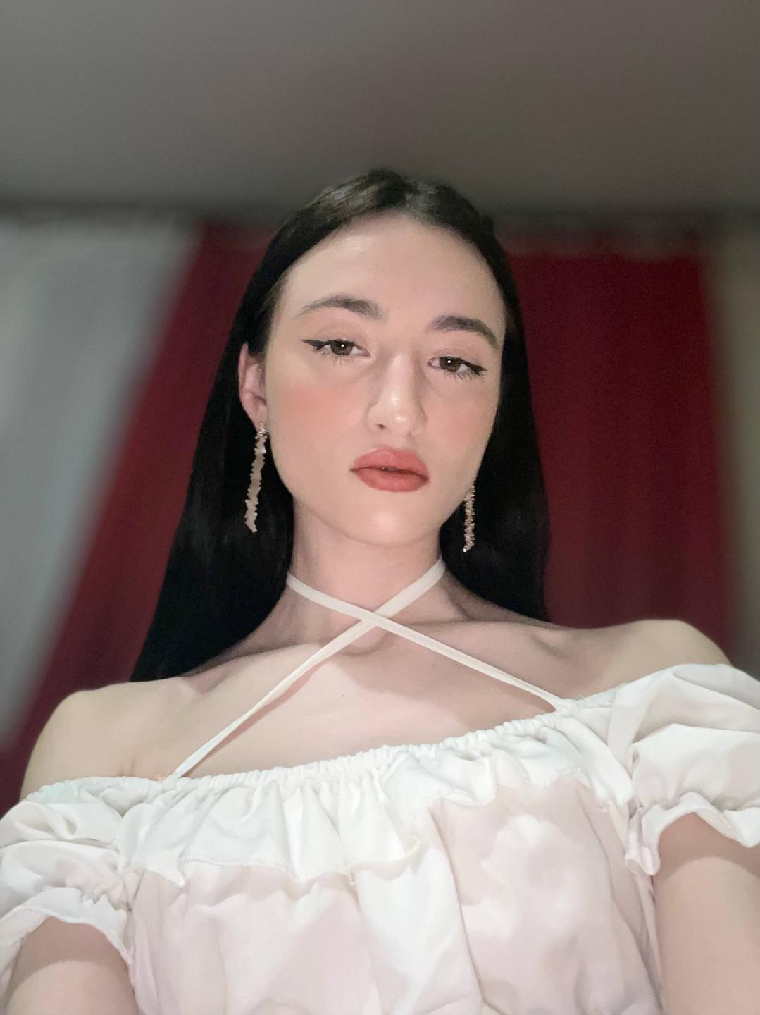Image of cam model LanetteTaro from XloveCam