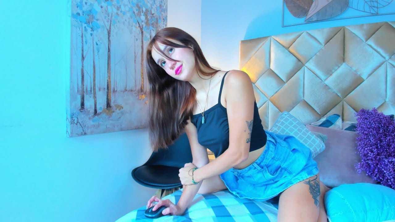 Image of cam model SalomeBennett from XloveCam
