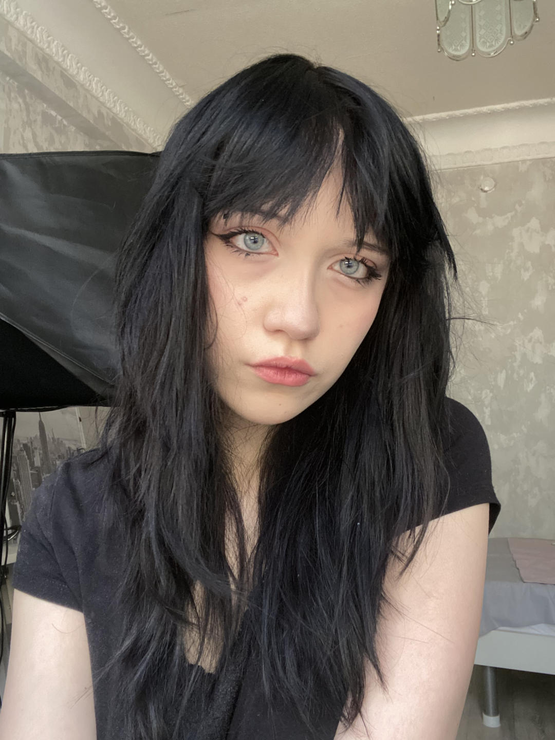 Image of cam model SantinaSahm from XloveCam