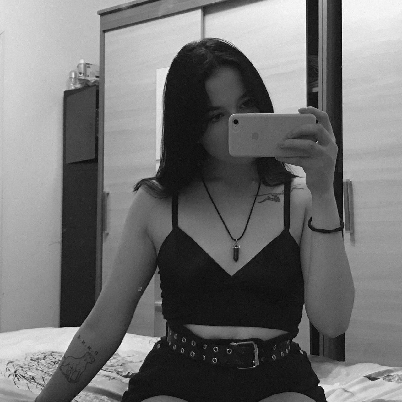 Image of cam model MertieDasinger from XloveCam