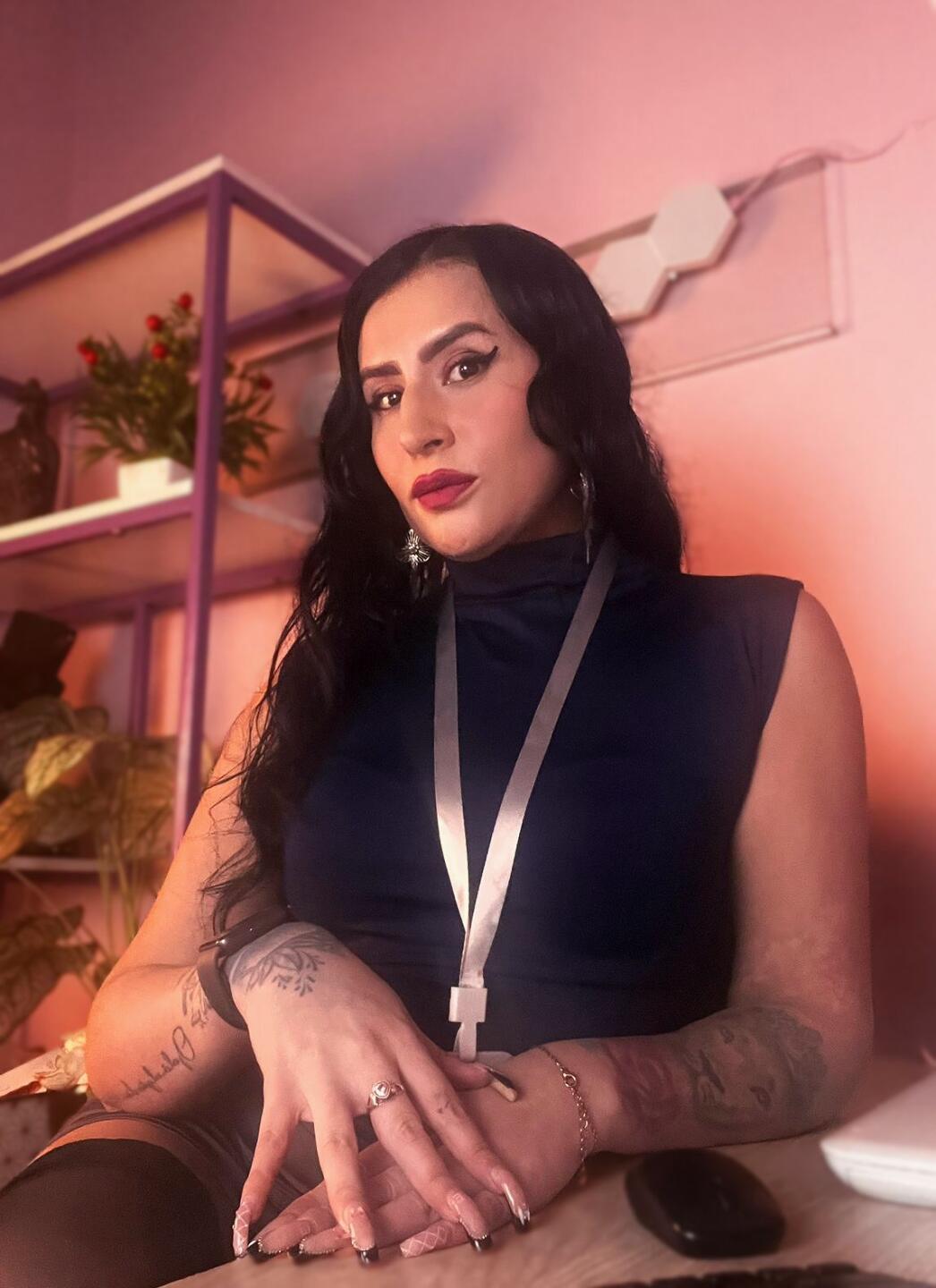 Image of cam model DemiMistral from XloveCam