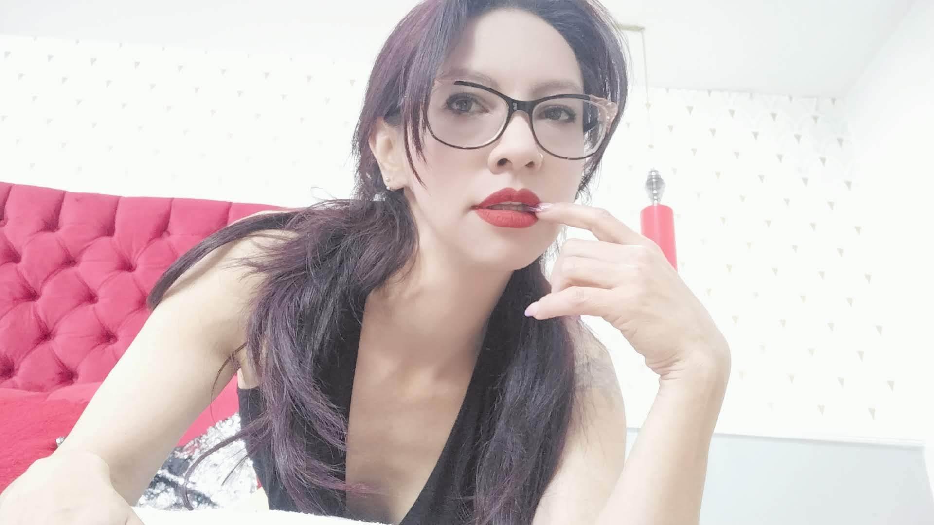 Image of cam model Ayneboudoir from XloveCam