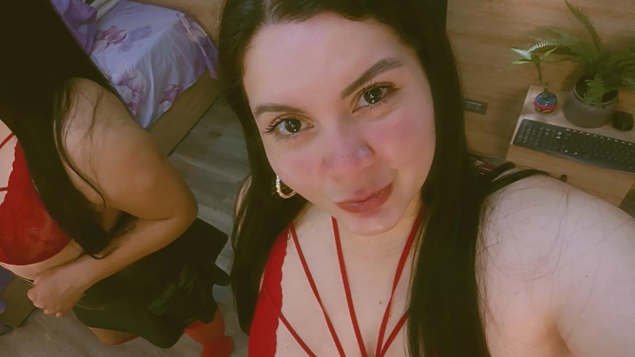 Image of cam model RachelCarlton from XloveCam