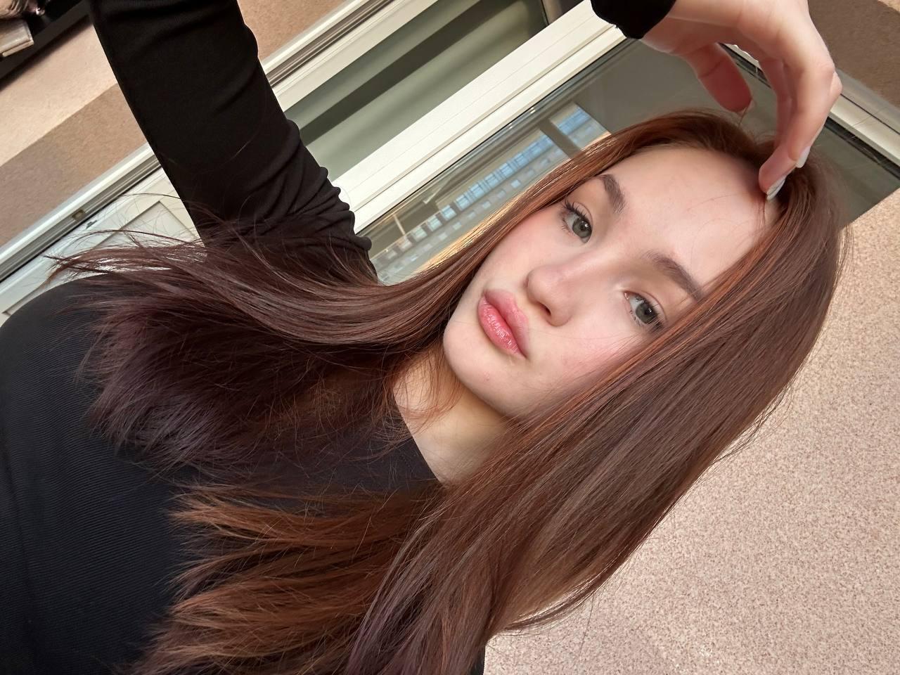 Image of cam model HanaGardinier from XloveCam