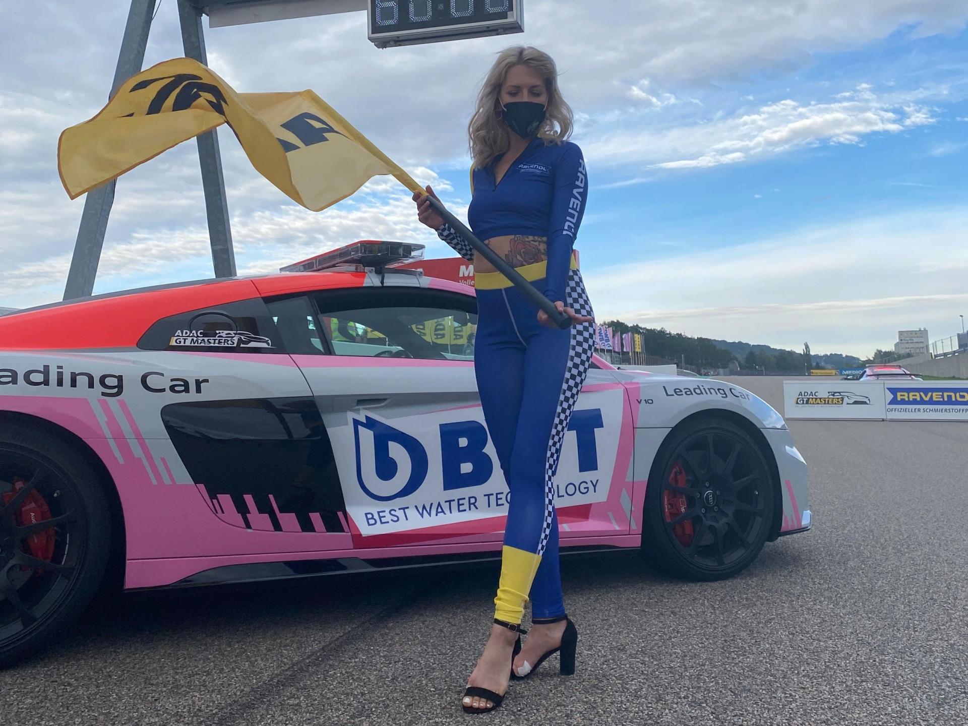 Image of cam model Atomblondy-hot from XloveCam