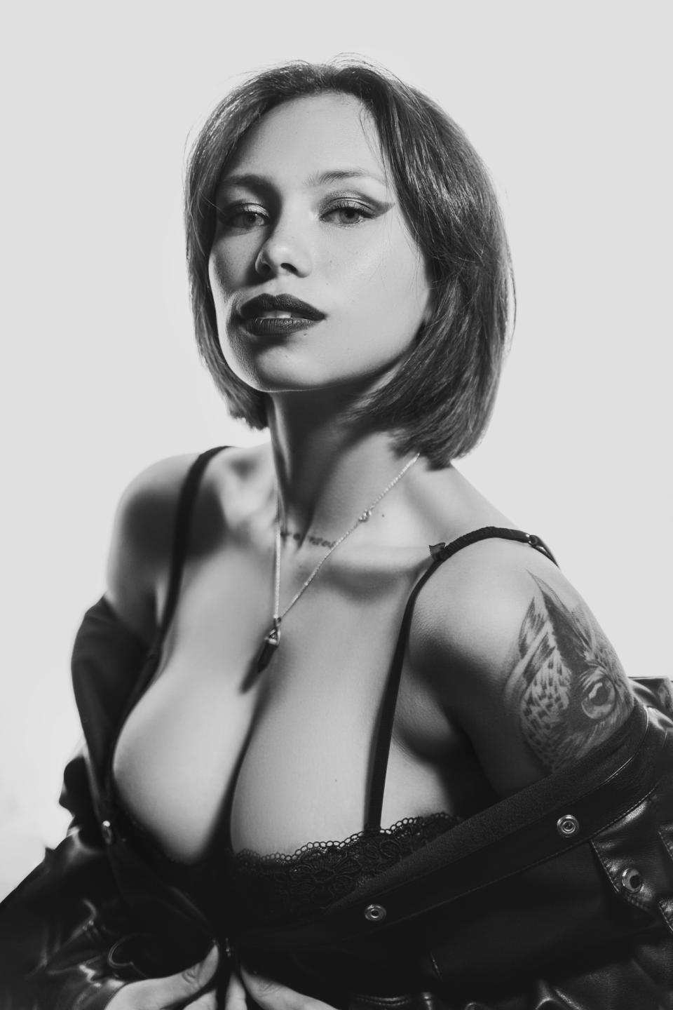 Image of cam model LilithDeveraux from XloveCam