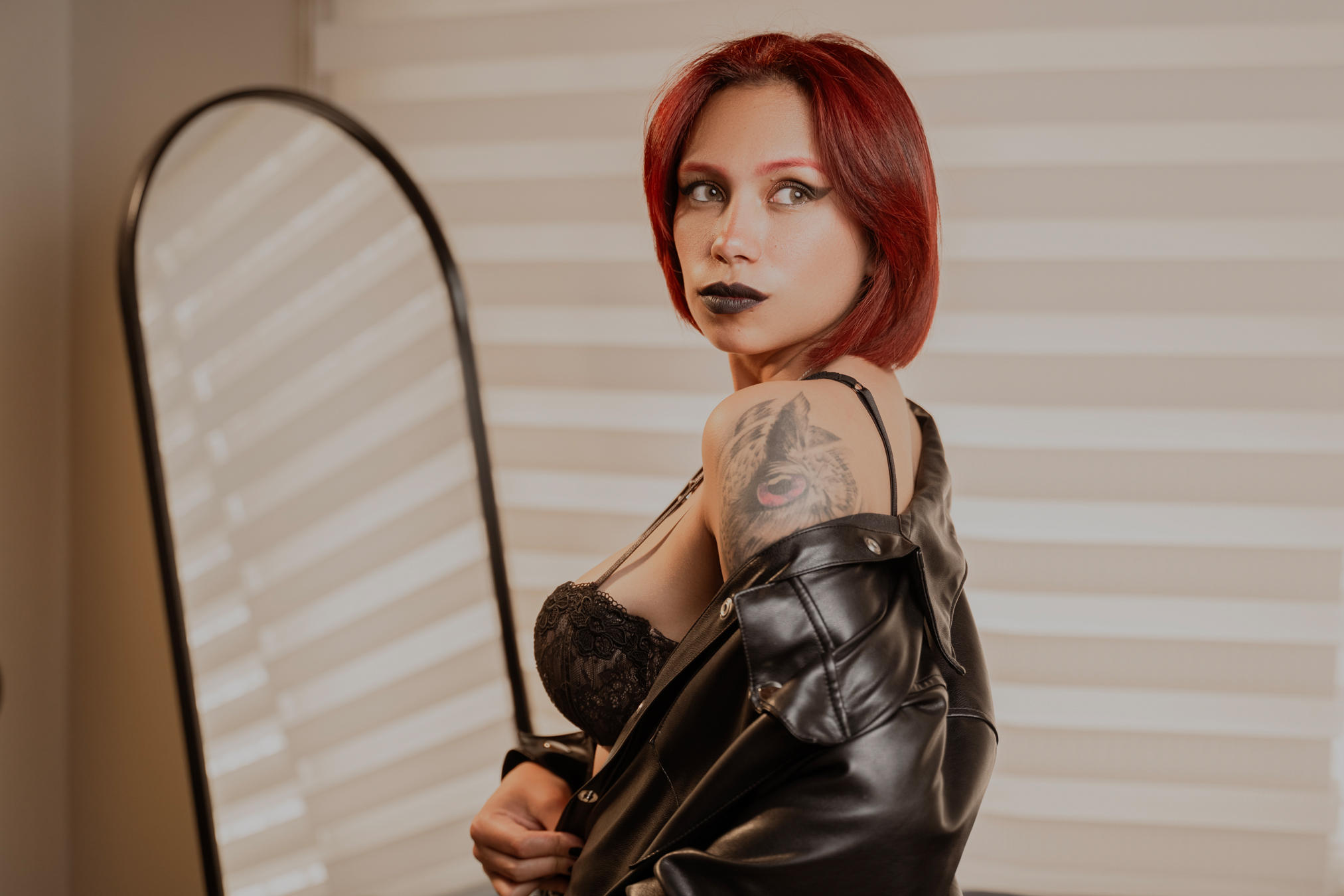 Image of cam model LilithDeveraux from XloveCam