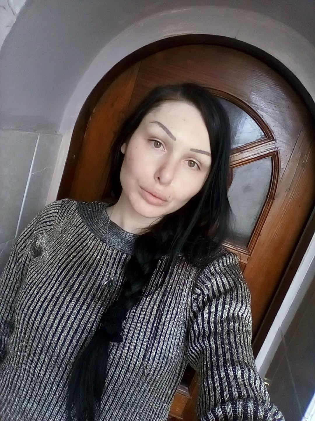Image of cam model OllieInteresting (ValeriyaInteresting) from XloveCam