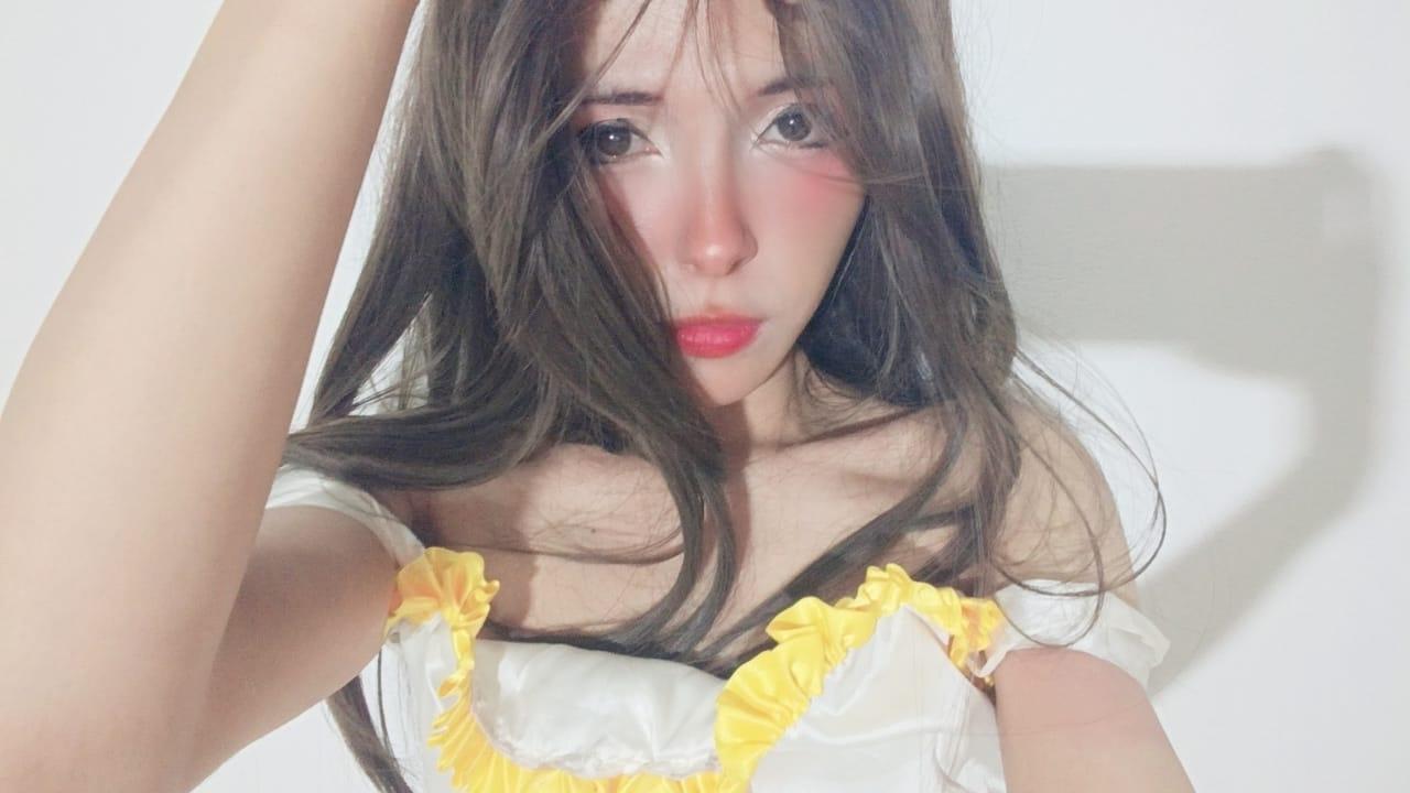 Image of cam model FerretWithShyEyes from XloveCam