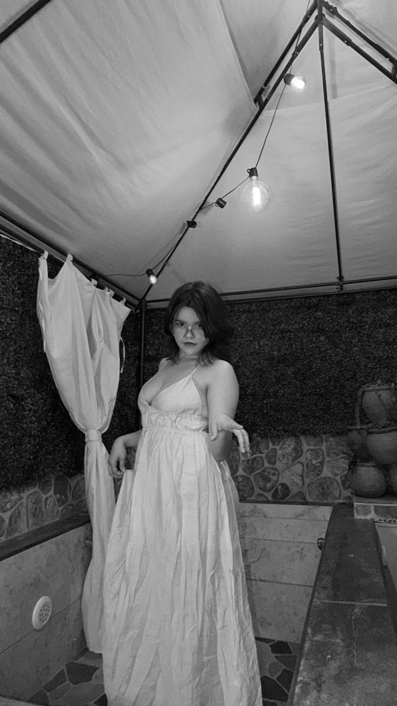 Image of cam model AlexaMissFortune from XloveCam