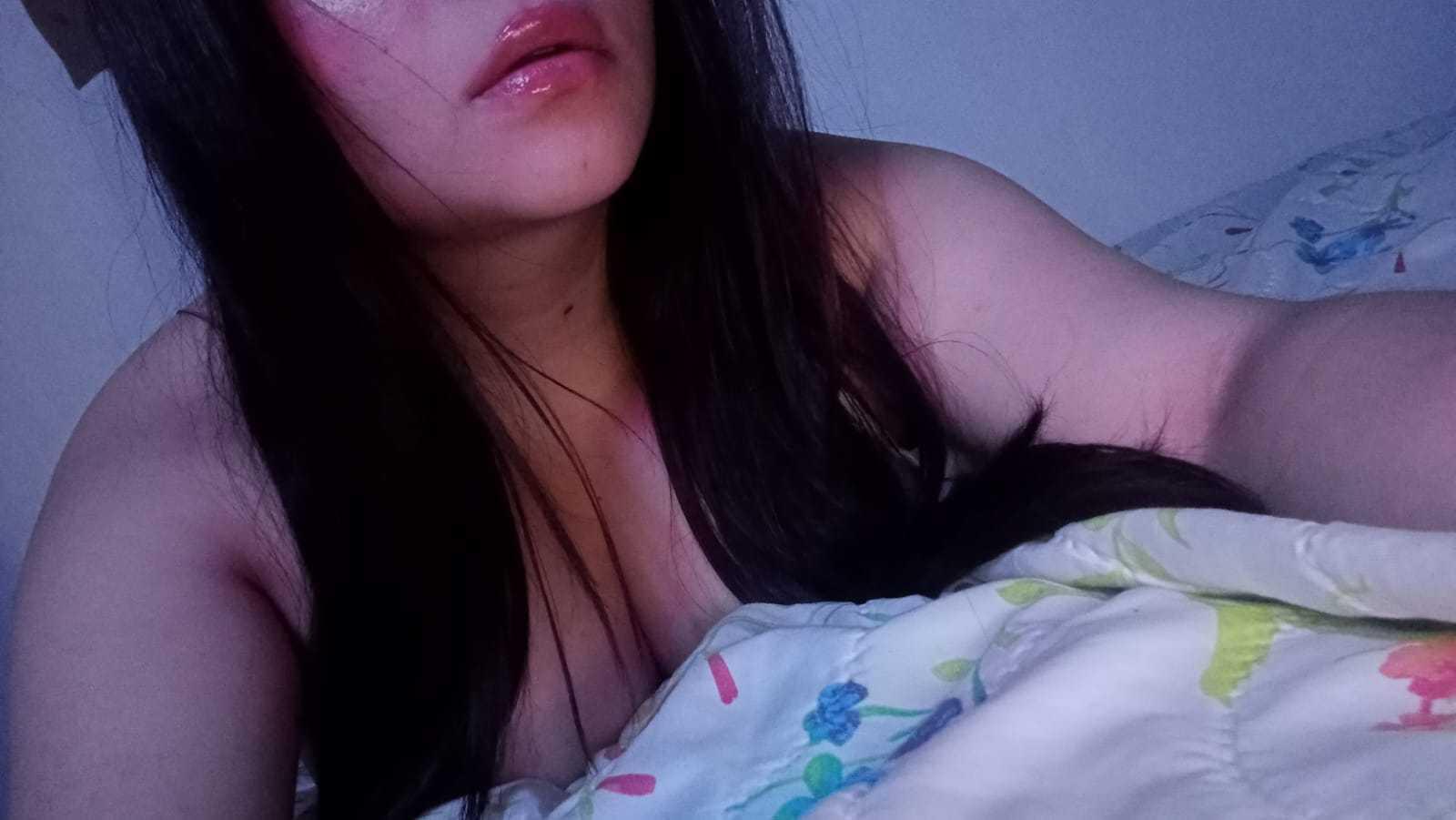 Image of cam model SamyMancini from XloveCam