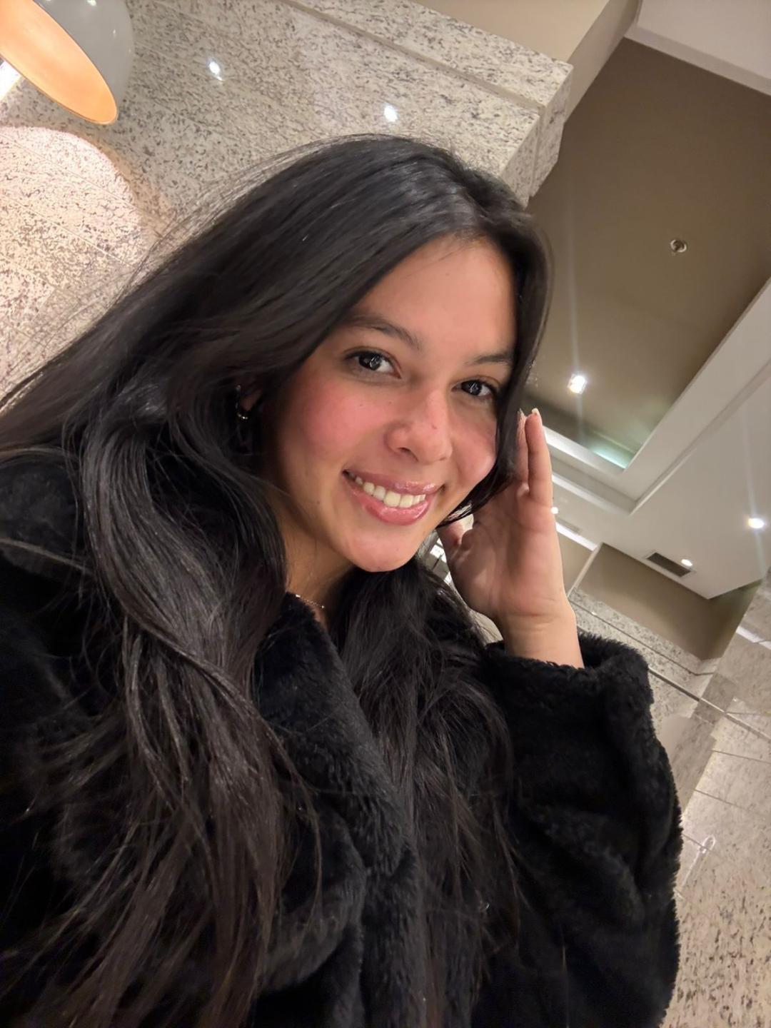 Image of cam model ValerieNoiir from XloveCam