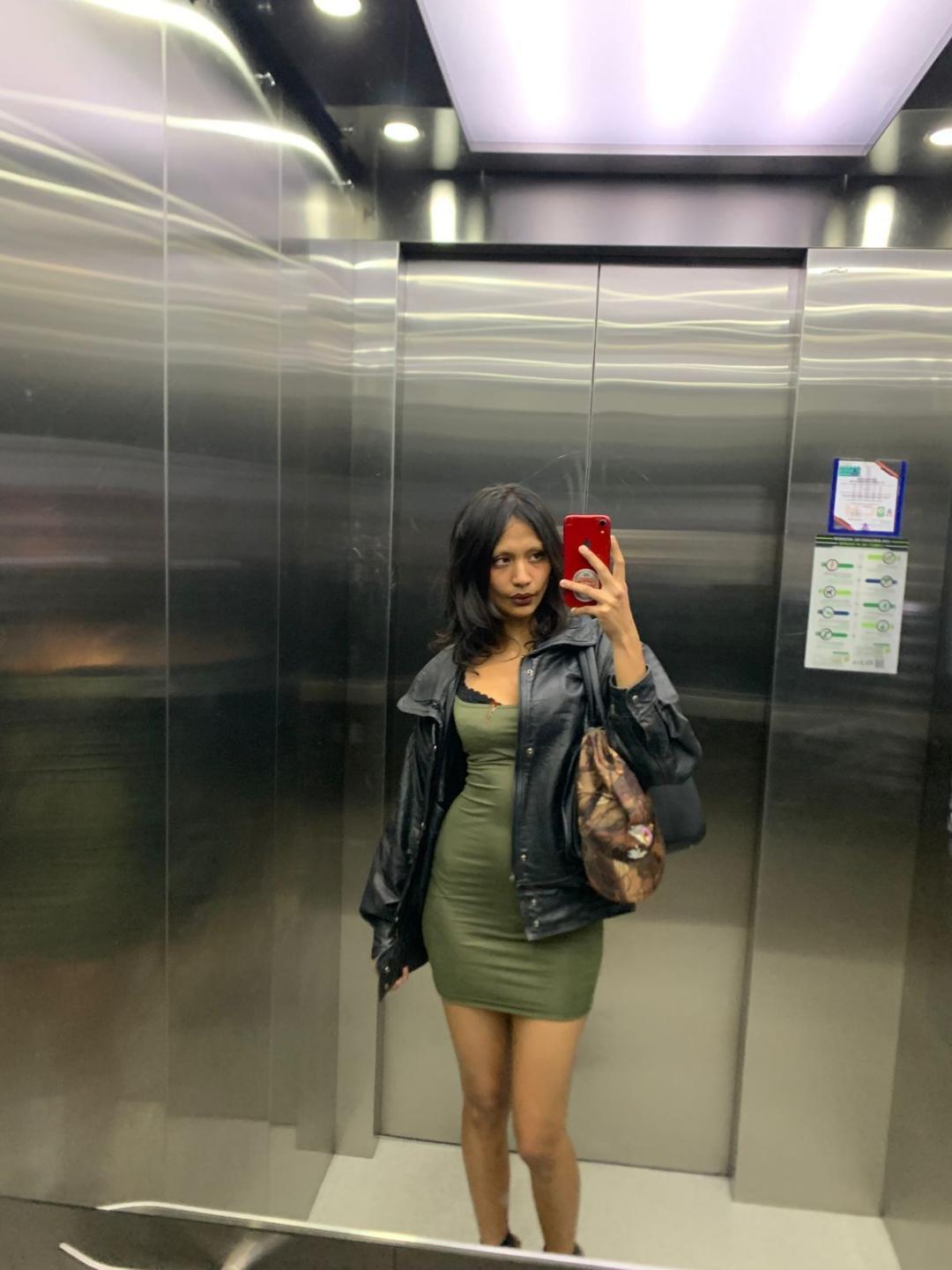 Image of cam model AliceFirek from XloveCam