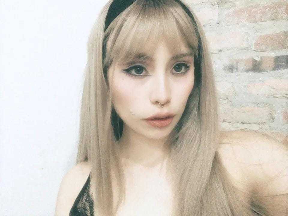 Image of cam model Ilayna from XloveCam