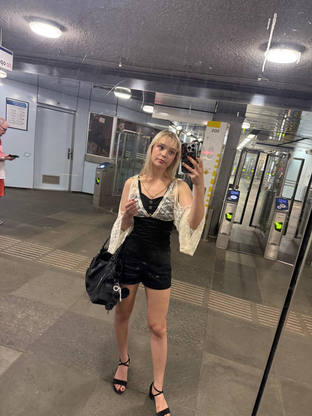 Image of cam model DonitaDunn from XloveCam