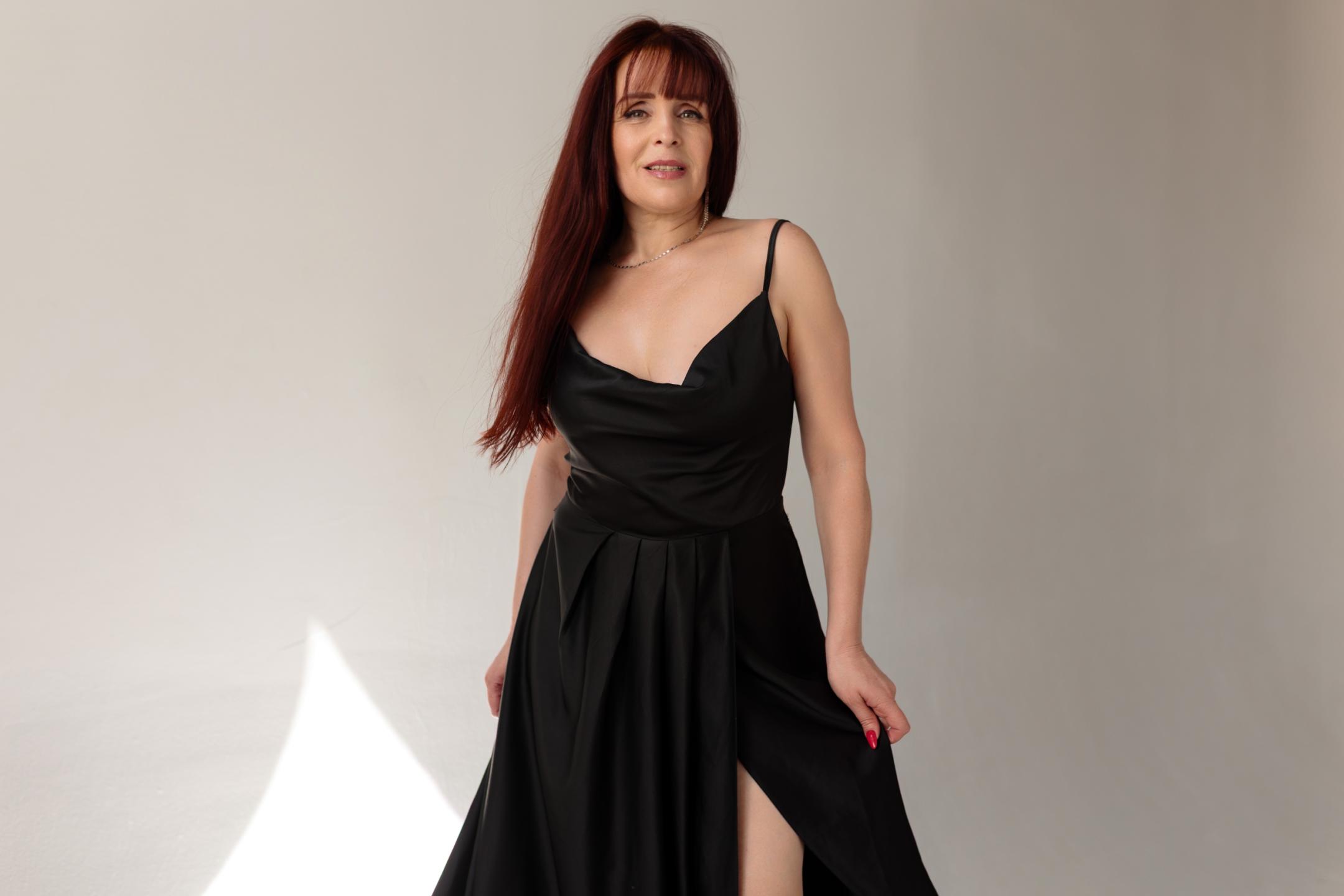 Image of cam model AlexisLovelyy from XloveCam