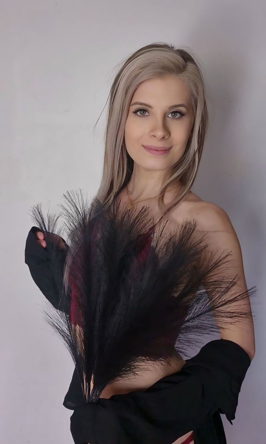 Image of cam model KristineLovely from XloveCam