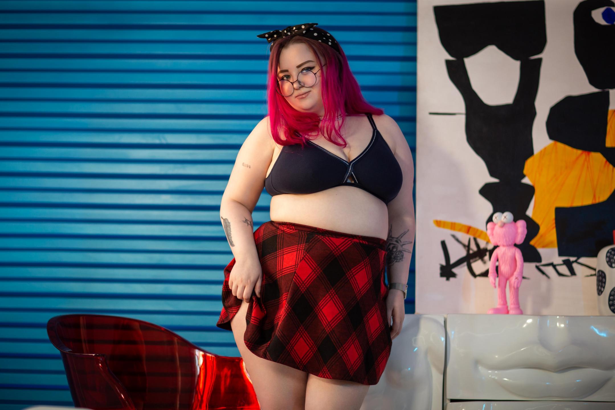 Image of cam model MissEmmar from XloveCam