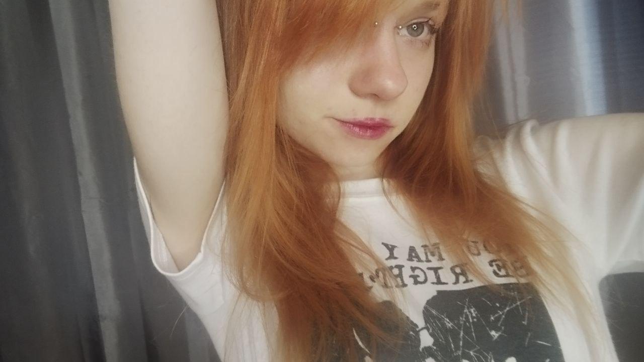 Image of cam model JamieLathrum from XloveCam