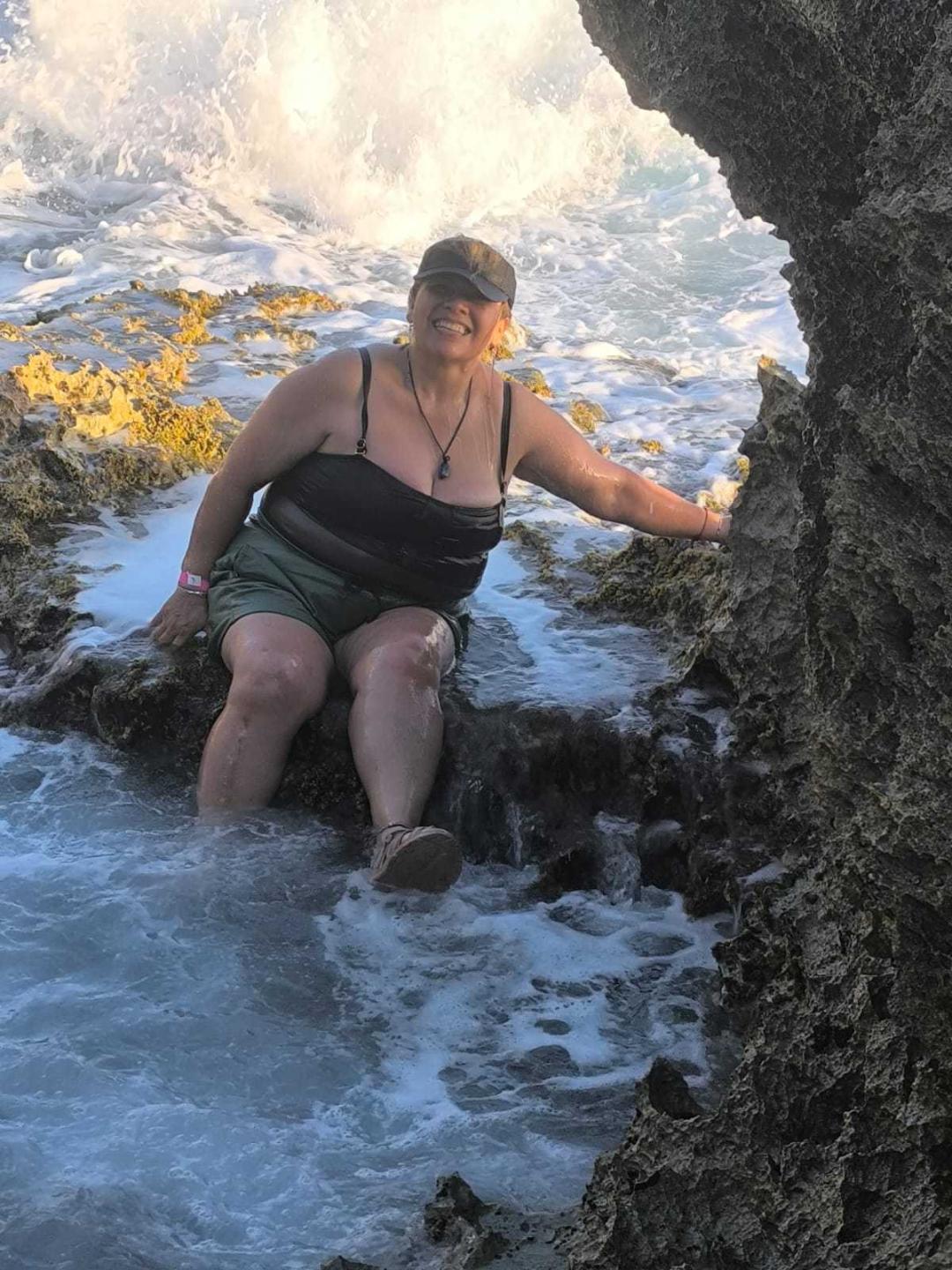 Image of cam model CoupleBomb from XloveCam