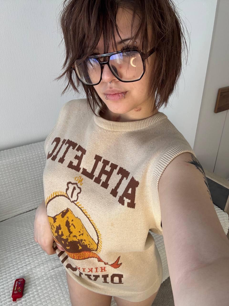 Image of cam model BarrieGromley from XloveCam