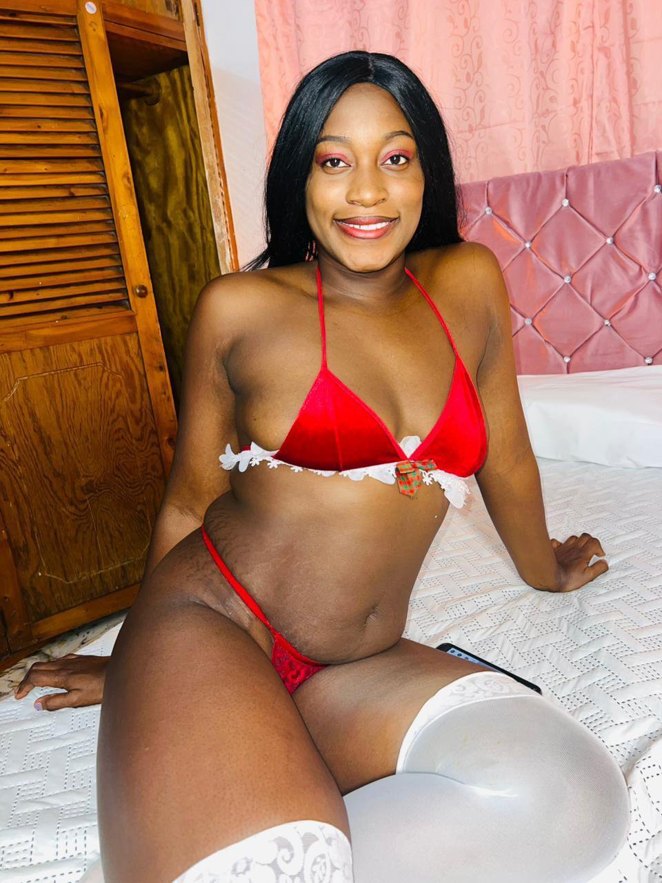 Image of cam model NayaKarter from XloveCam