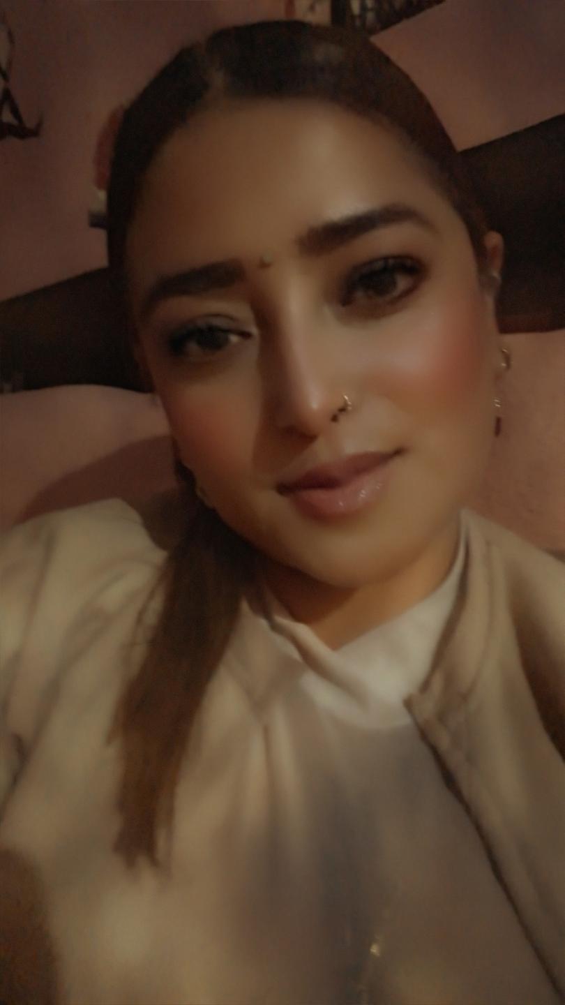 Image of cam model AlessadraJoness from XloveCam