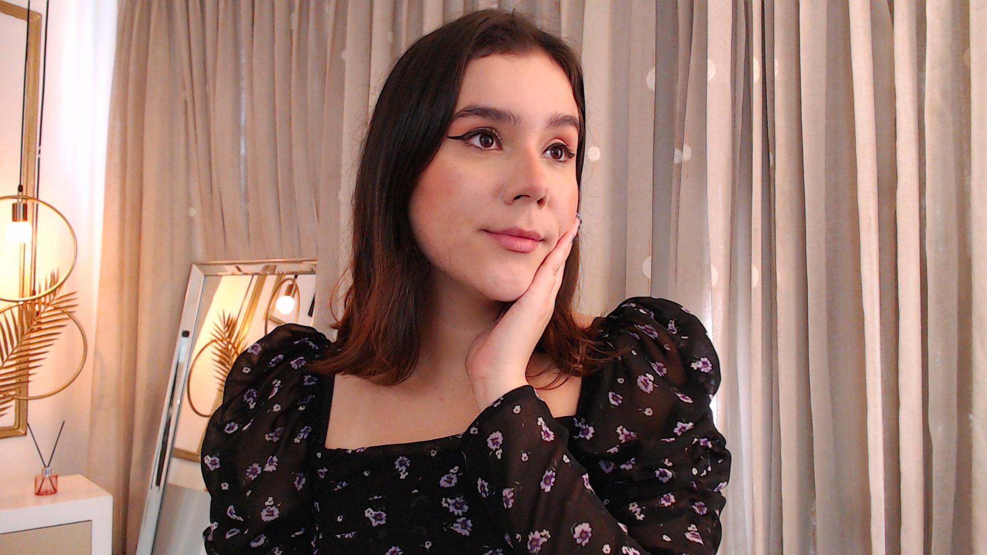 Image of cam model GoddessBar (GoddesBar) from XloveCam