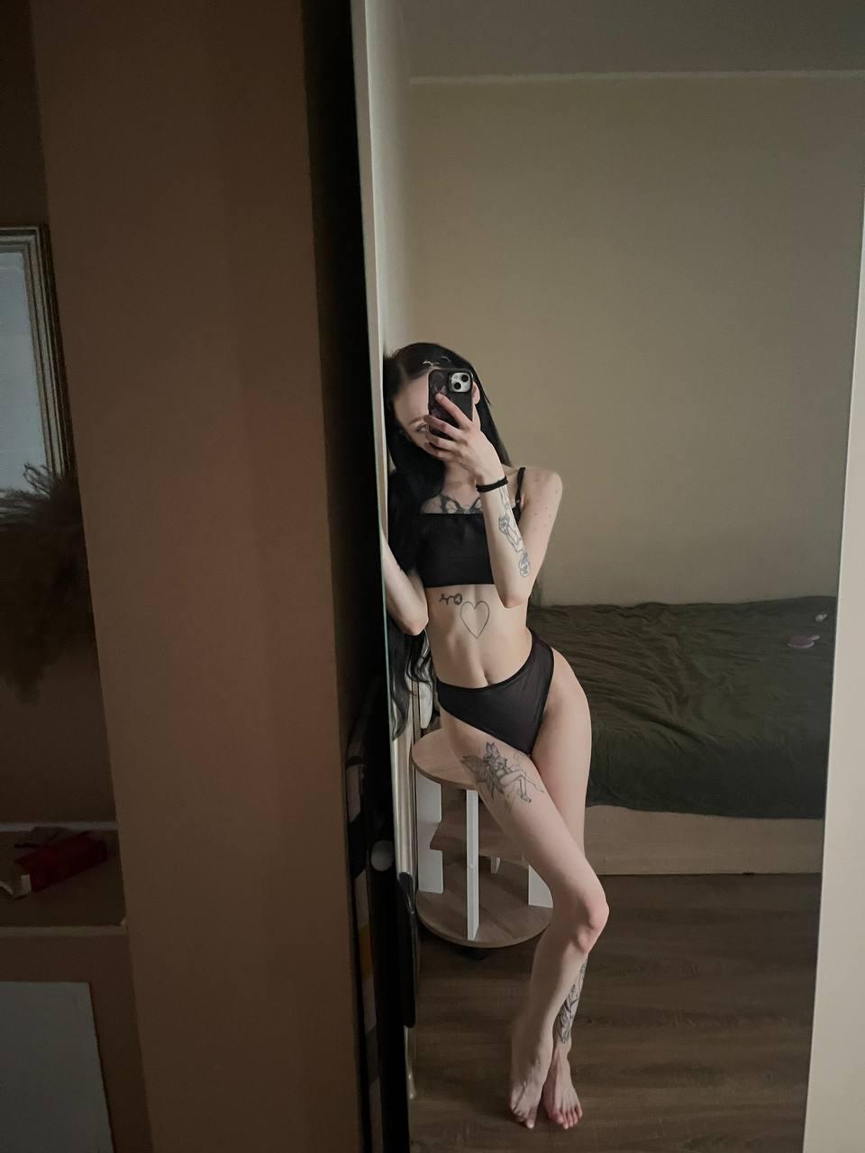 Image of cam model SakuraBloom from XloveCam