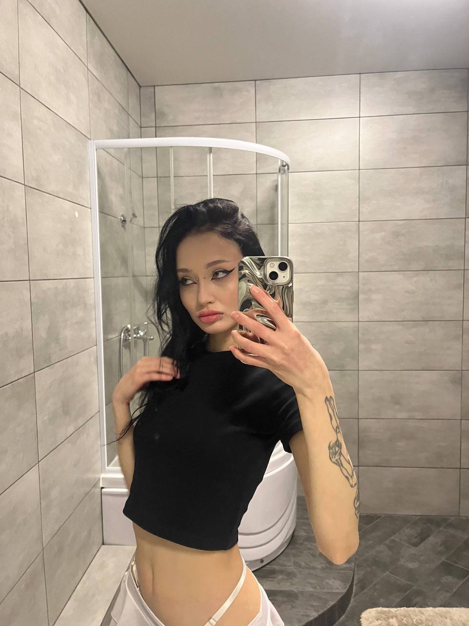 Image of cam model SakuraBloom from XloveCam