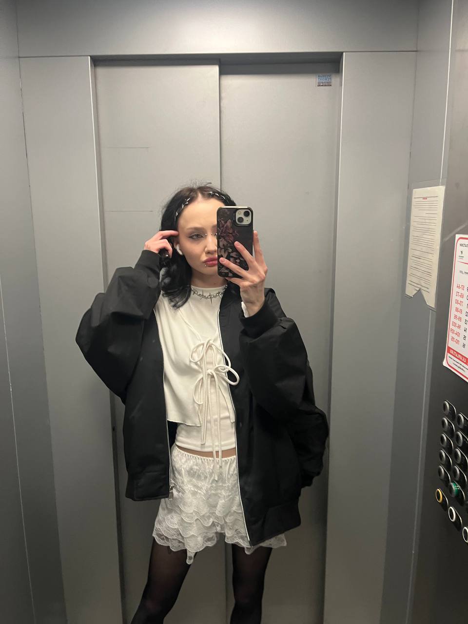 Image of cam model SakuraBloom from XloveCam