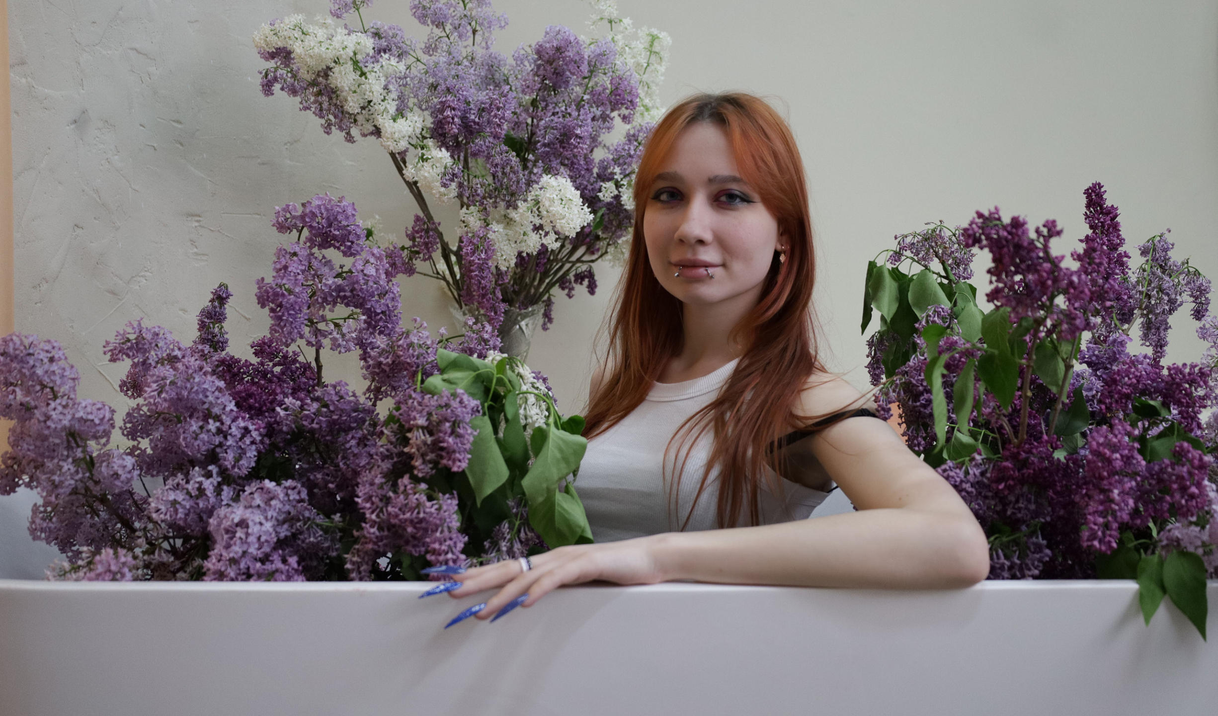 Image of cam model AdrianeWalter from XloveCam
