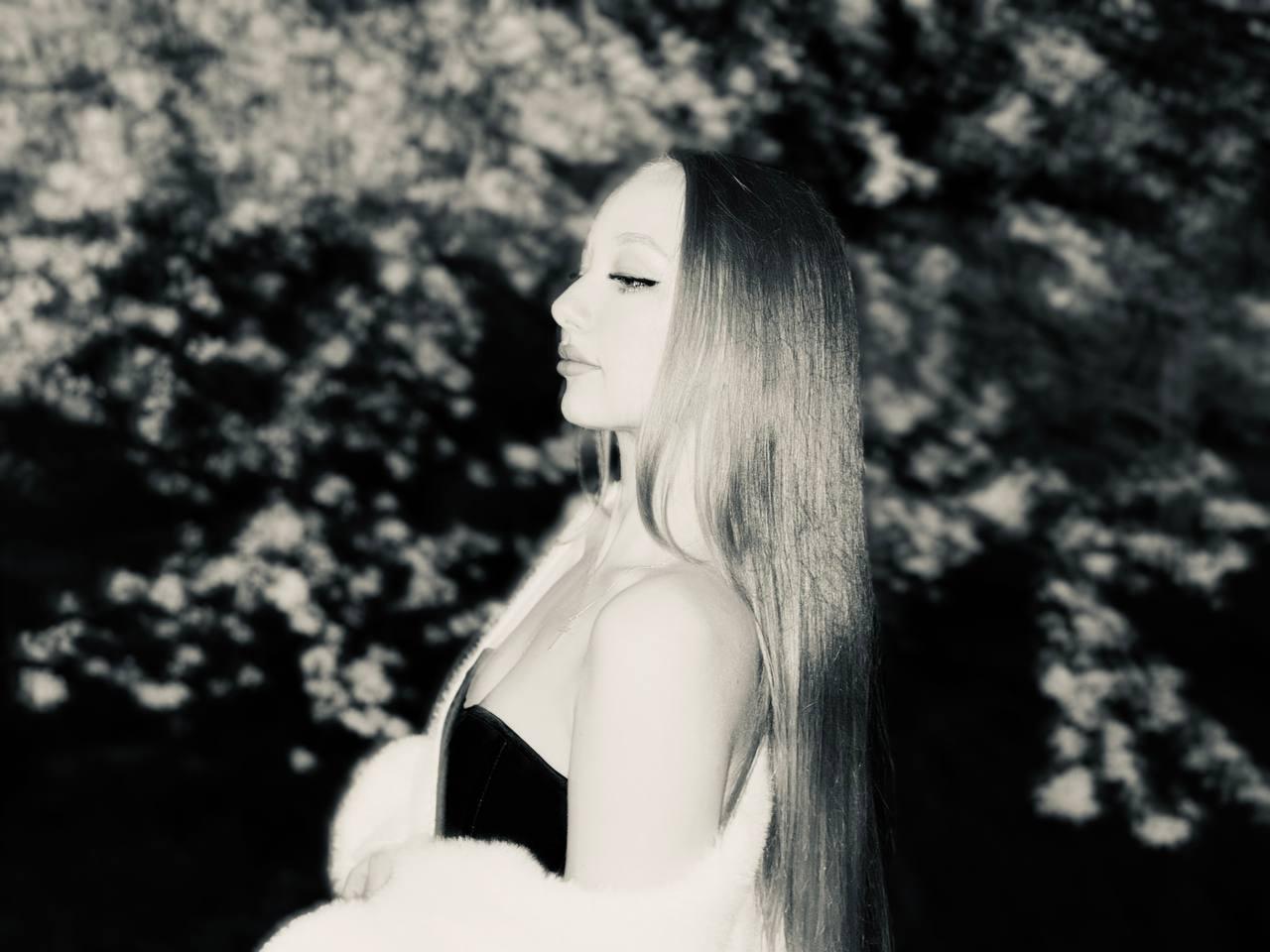 Image of cam model RandiMatute from XloveCam