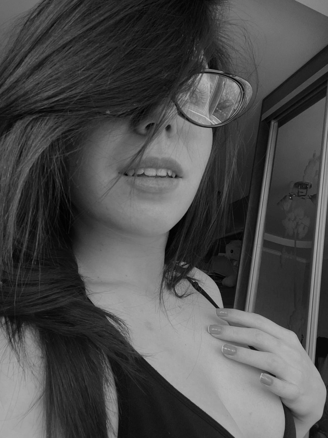 Image of cam model AlexXas from XloveCam