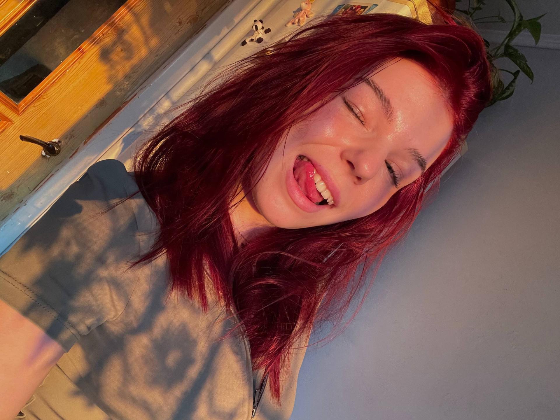 Image of cam model AlexXas from XloveCam