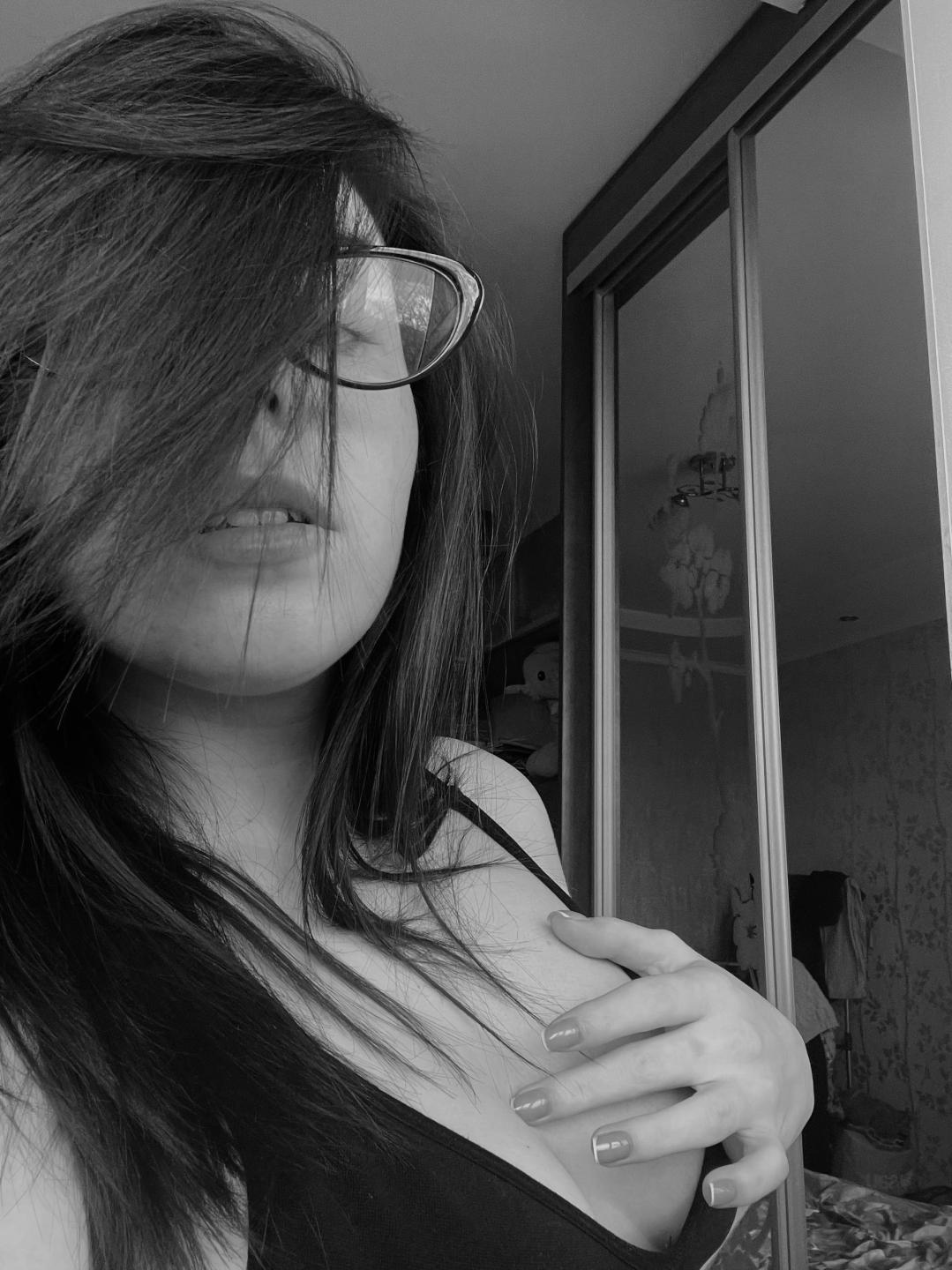 Image of cam model AlexXas from XloveCam