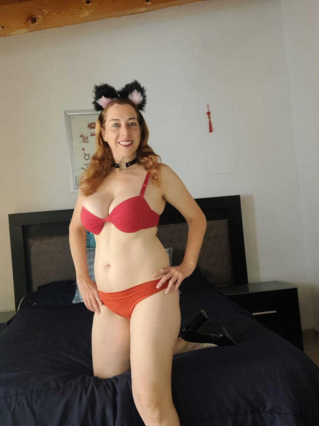 Image of cam model MadisonDurand from XloveCam