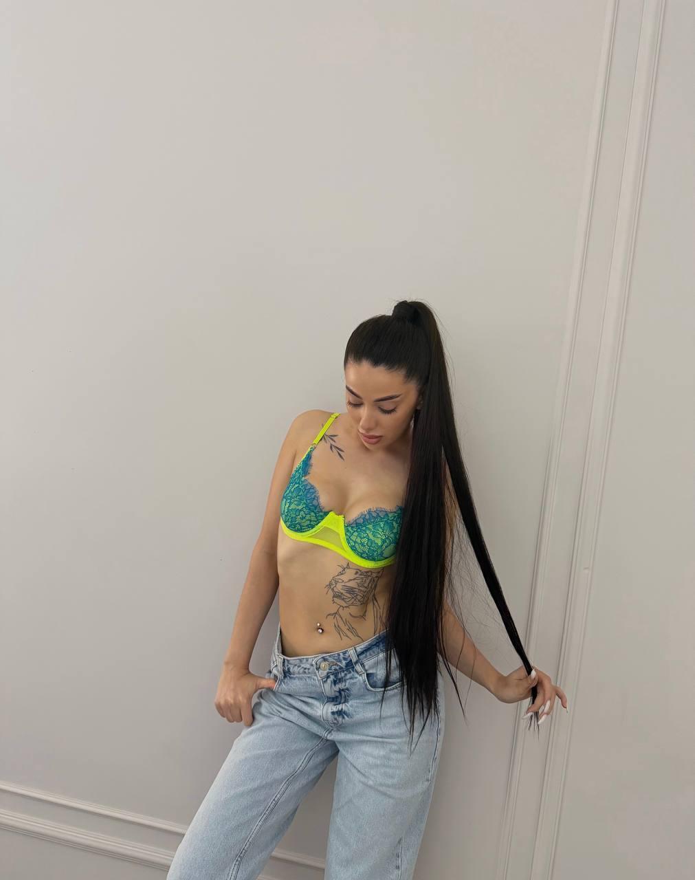 Image of cam model ArielGemme from XloveCam